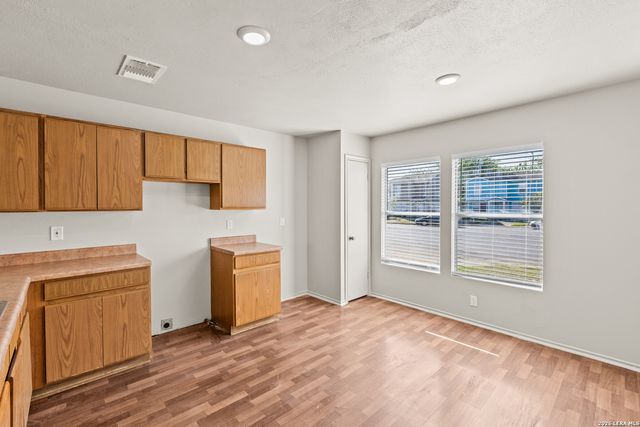 7955 RUBY MDW, San Antonio, TX 78251