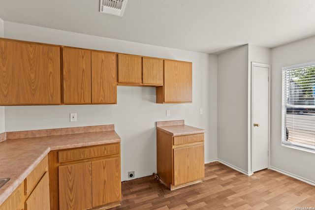 7955 RUBY MDW, San Antonio, TX 78251