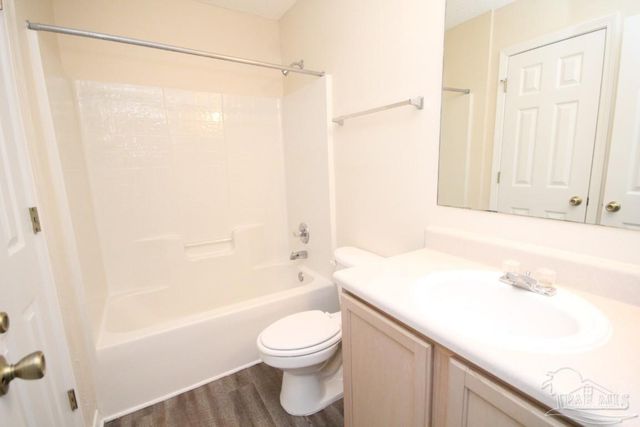 3092 Flintlock Dr, Pensacola, FL 32526