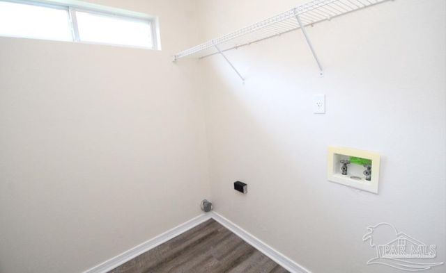 3092 Flintlock Dr, Pensacola, FL 32526