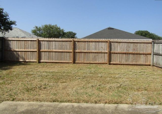 3092 Flintlock Dr, Pensacola, FL 32526