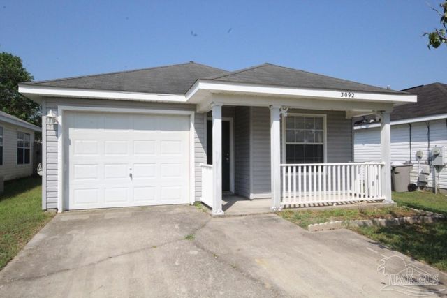 3092 Flintlock Dr, Pensacola, FL 32526