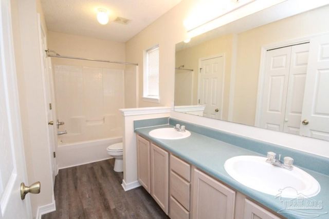 3092 Flintlock Dr, Pensacola, FL 32526