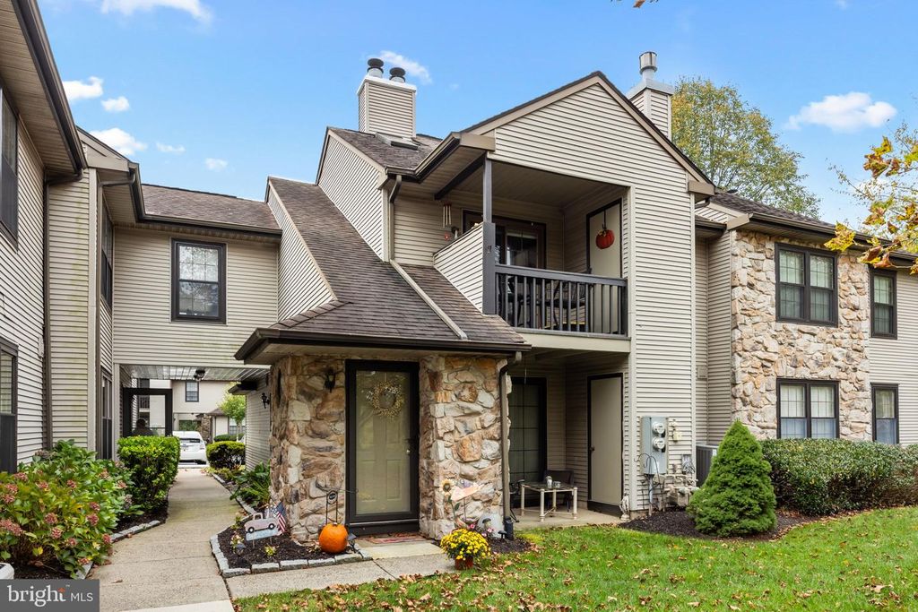 254 SASSAFRAS CT, Warrington, PA 18976