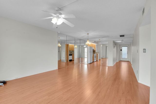 1705 Andros Isle J2, Coconut Creek, FL 33066