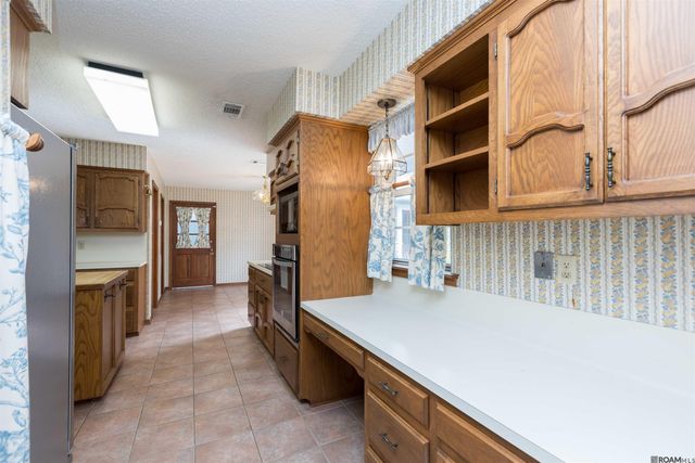 6631 Boone Ave, Baton Rouge, LA 70808