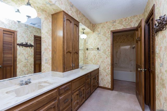 6631 Boone Ave, Baton Rouge, LA 70808