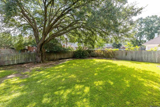 6631 Boone Ave, Baton Rouge, LA 70808