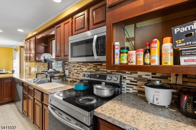 11 Glenn Ter, Fredon Twp., NJ 07860