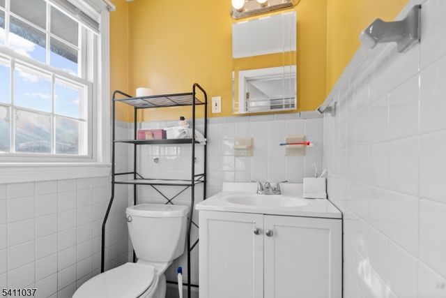 11 Glenn Ter, Fredon Twp., NJ 07860