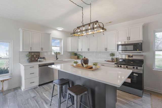 5225 Lithopolis Winchester Road NW, Canal Winchester, OH 43110