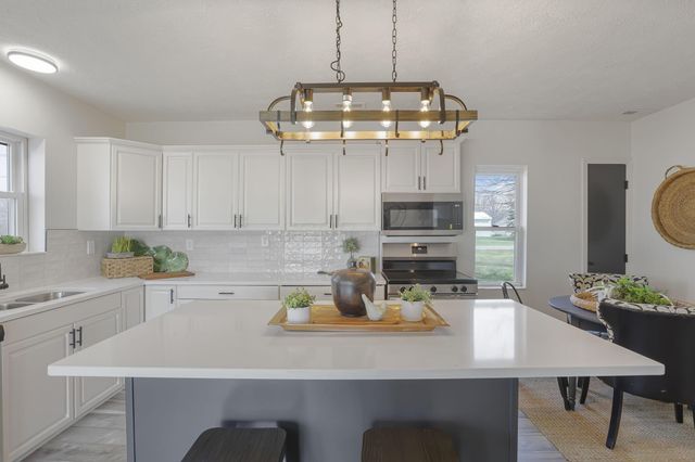 5225 Lithopolis Winchester Road NW, Canal Winchester, OH 43110