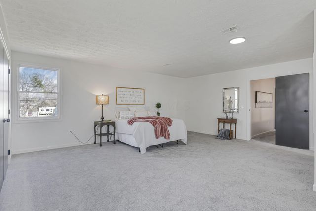 5225 Lithopolis Winchester Road NW, Canal Winchester, OH 43110