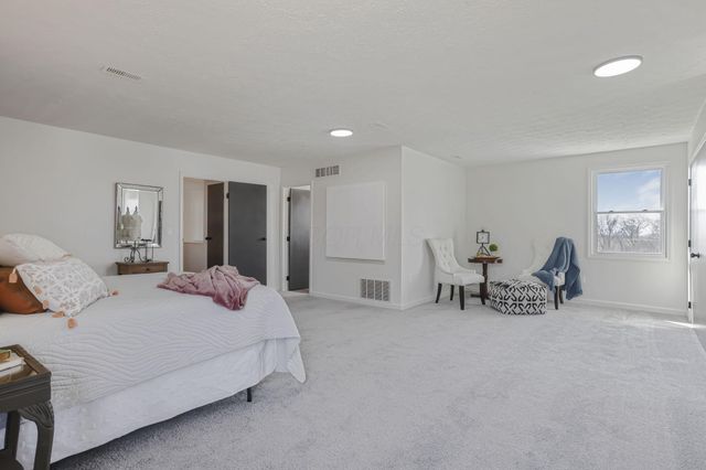 5225 Lithopolis Winchester Road NW, Canal Winchester, OH 43110