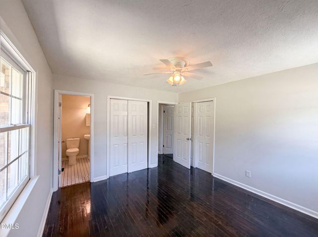 5416 Shipman Road, Hope Mills, NC 28348