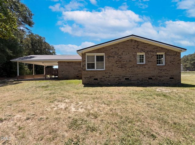 5416 Shipman Road, Hope Mills, NC 28348