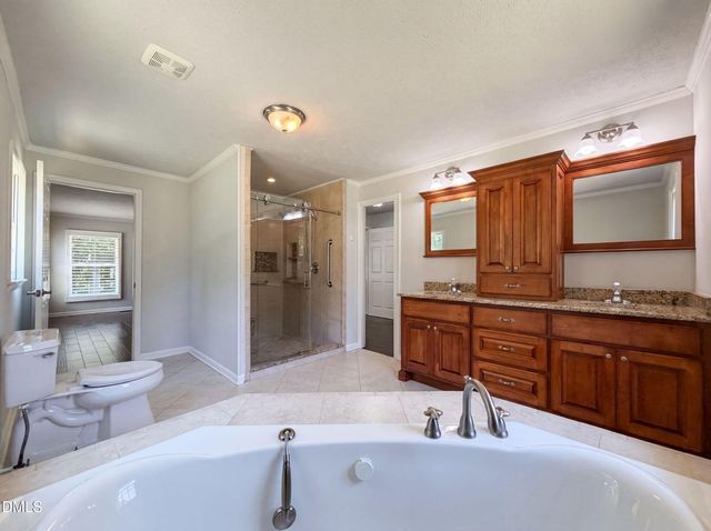 5416 Shipman Road, Hope Mills, NC 28348