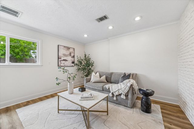 1410 Del Norte Street, Houston, TX 77018