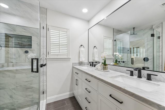 1410 Del Norte Street, Houston, TX 77018