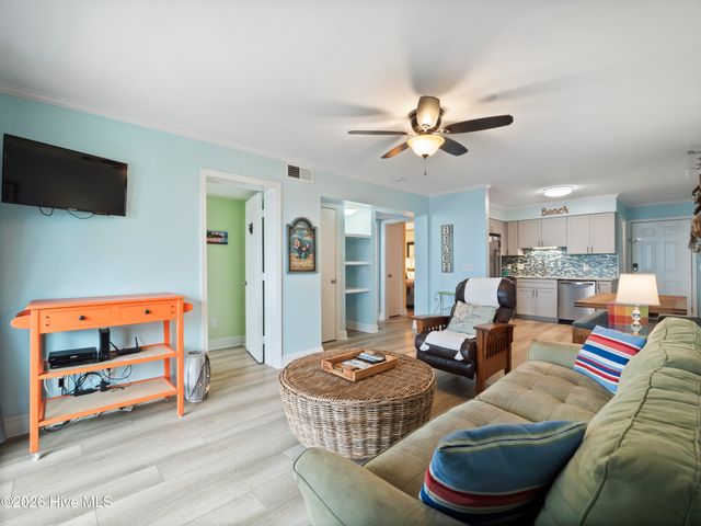 1404 Canal Drive Apt 18, Carolina Beach, NC 28428