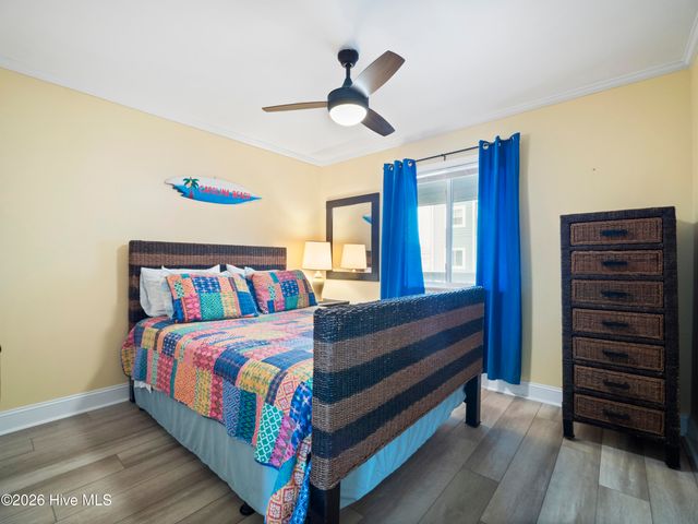 1404 Canal Drive Apt 18, Carolina Beach, NC 28428