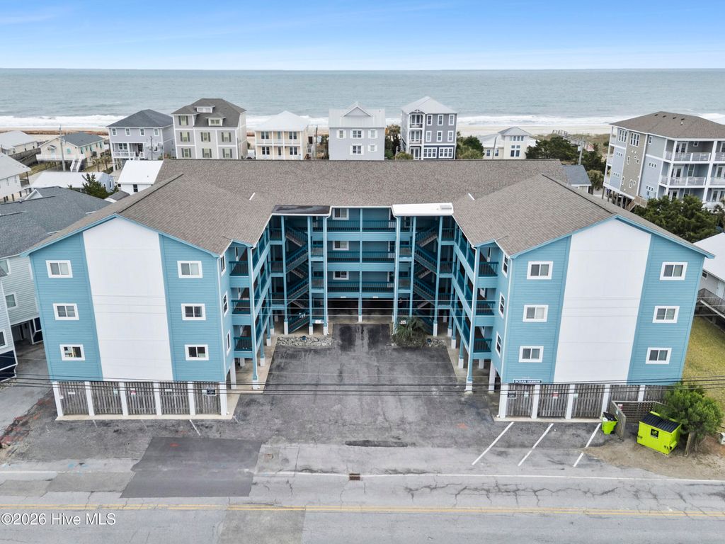 1404 Canal Drive Apt 18, Carolina Beach, NC 28428