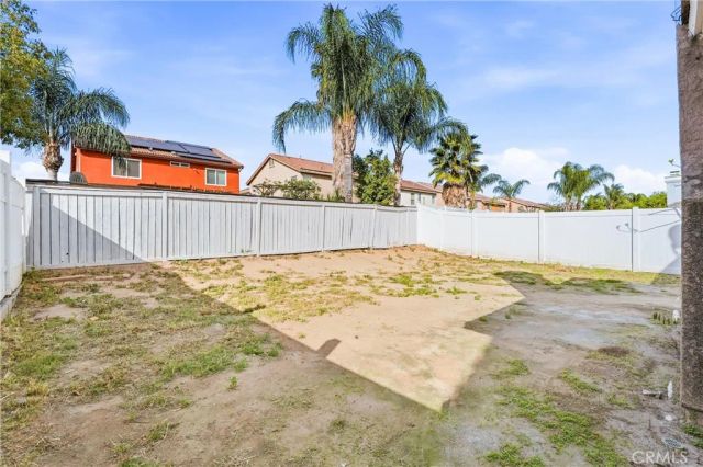 300 Mildred, Perris, CA 92571