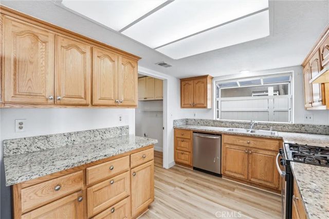 300 Mildred, Perris, CA 92571