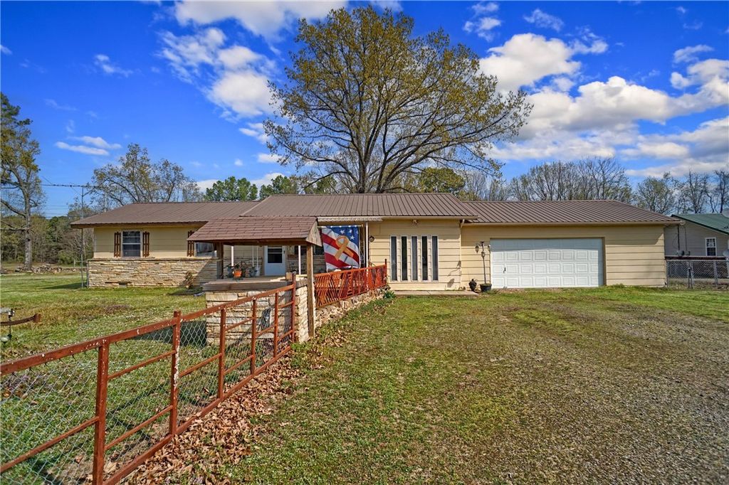 866 Larue Ridge Road, Dover, AR 72837