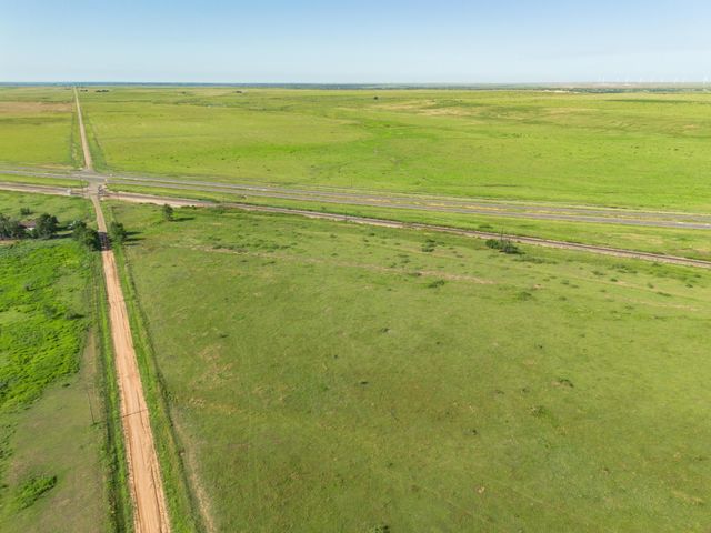 Boomer Place Hotel Rd & CR 22, Claude, TX 79019