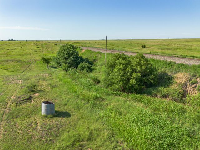 Boomer Place Hotel Rd & CR 22, Claude, TX 79019