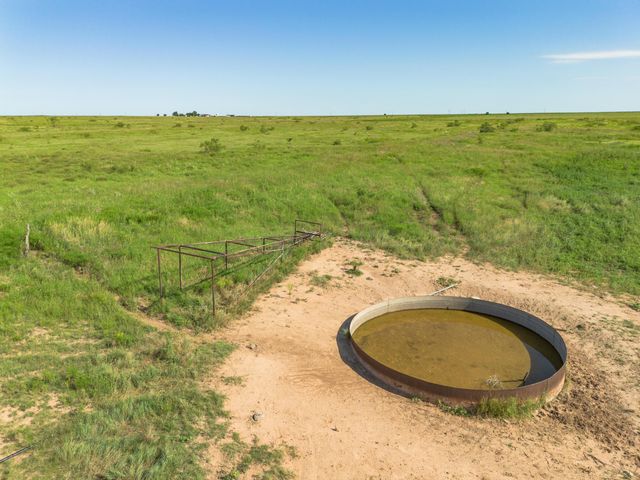 Boomer Place Hotel Rd & CR 22, Claude, TX 79019