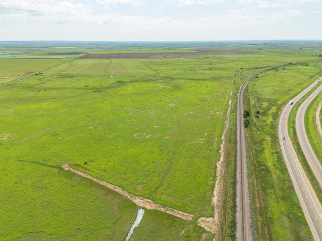 Boomer Place Hotel Rd & CR 22, Claude, TX 79019