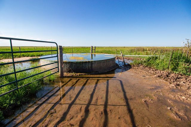 Boomer Place Hotel Rd & CR 22, Claude, TX 79019
