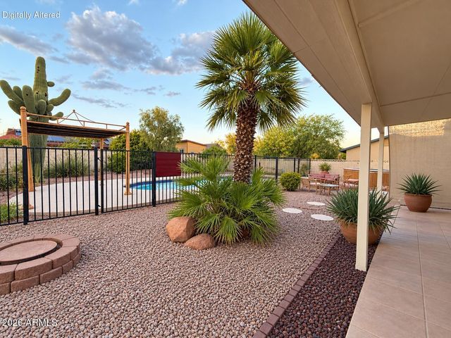 2214 W BEHREND Drive, Phoenix, AZ 85027