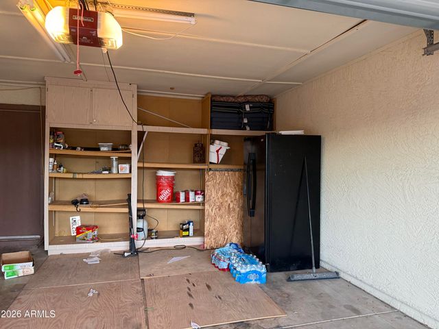 2214 W BEHREND Drive, Phoenix, AZ 85027