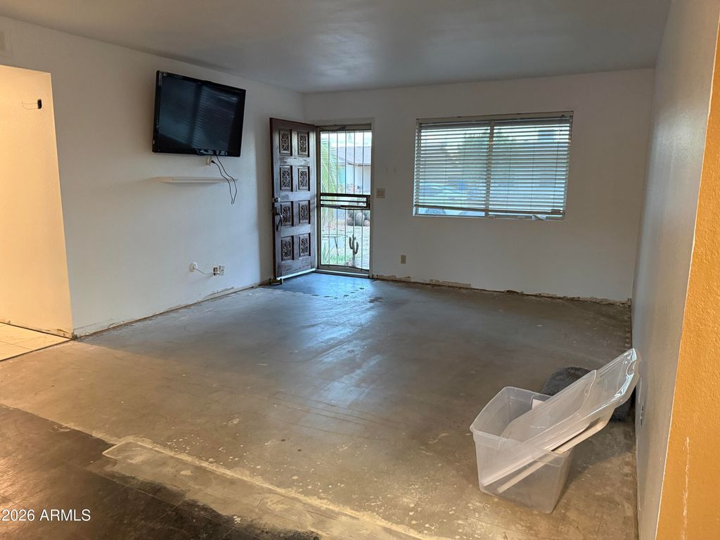 2214 W BEHREND Drive, Phoenix, AZ 85027 — photo 5