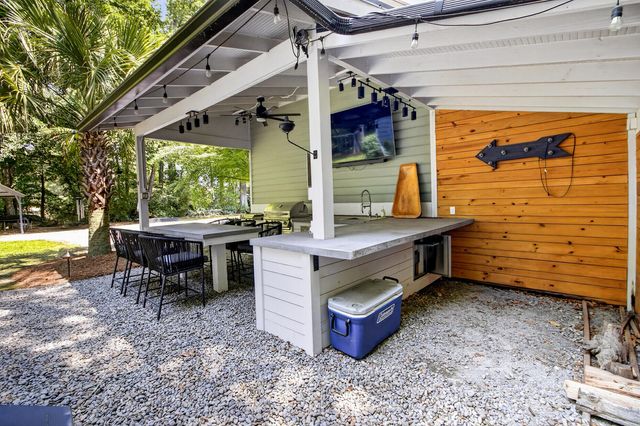 1105 Orangeburg Road, Summerville, SC 29483