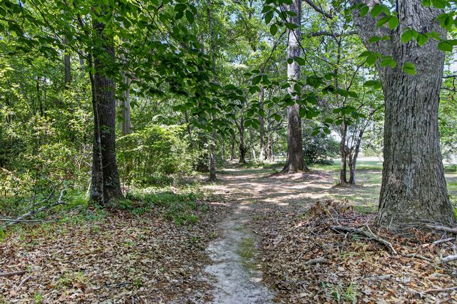 1105 Orangeburg Road, Summerville, SC 29483