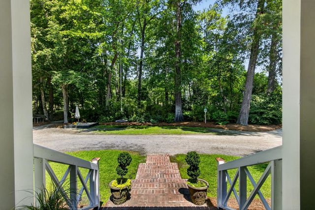 1105 Orangeburg Road, Summerville, SC 29483