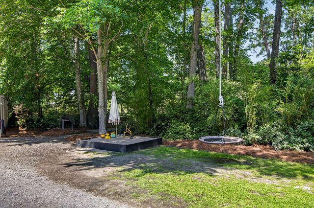 1105 Orangeburg Road, Summerville, SC 29483