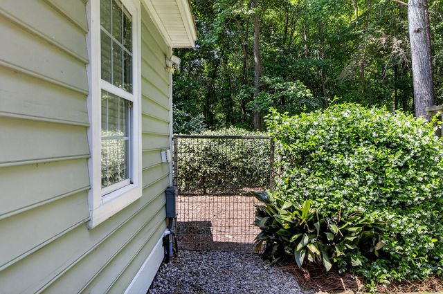 1105 Orangeburg Road, Summerville, SC 29483