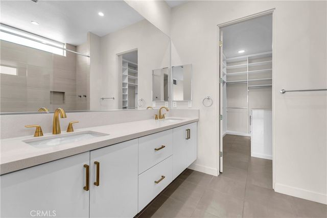 3712 Ambassador Drive, Palm Springs, CA 92262