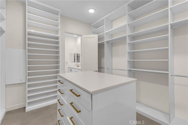 3712 Ambassador Drive, Palm Springs, CA 92262