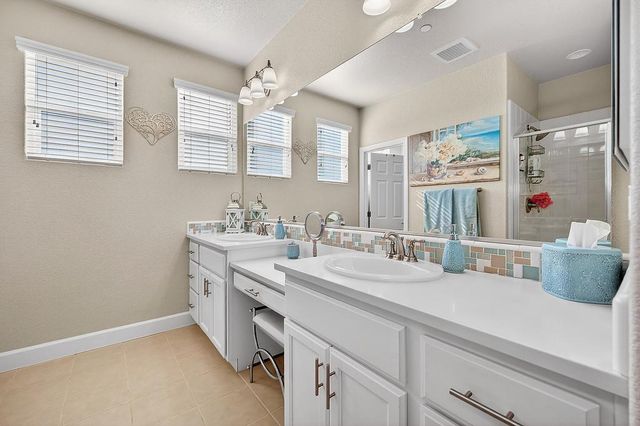 1591 Bonanza Ln, Folsom, CA 95630