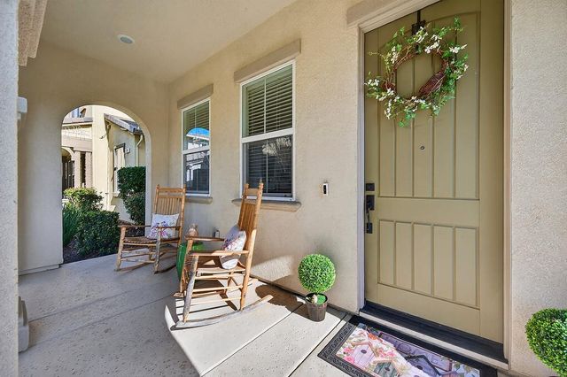 1591 Bonanza Ln, Folsom, CA 95630