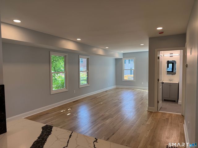 251 West Main Street, Milford, CT 06460