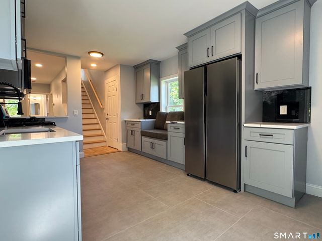 251 West Main Street, Milford, CT 06460