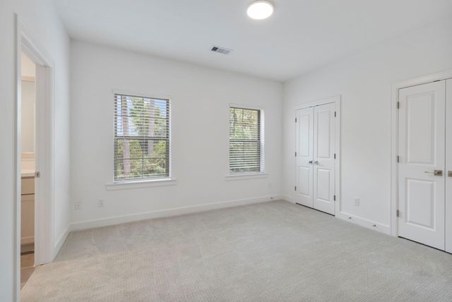106 Cinder Berry Street, The Woodlands, TX 77384