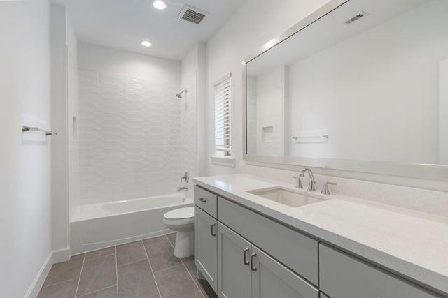 106 Cinder Berry Street, The Woodlands, TX 77384